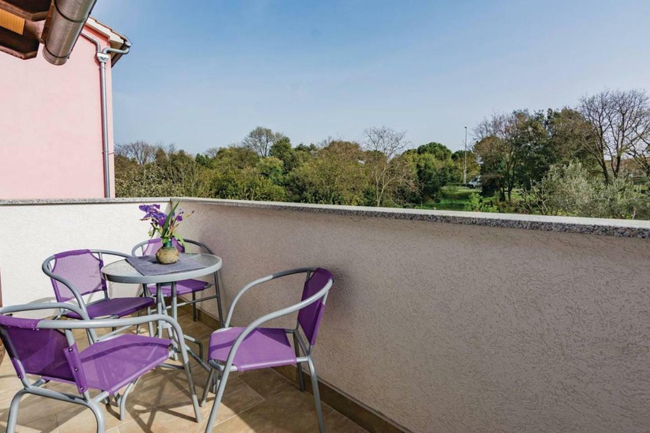 Apartment Rosa 2 Ровинь Экстерьер фото